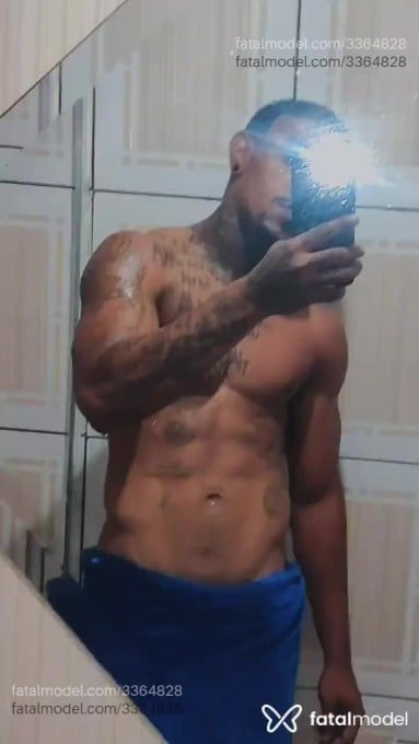 Acompanhante homem morena (o) de olhos pretos - Bruno Santos