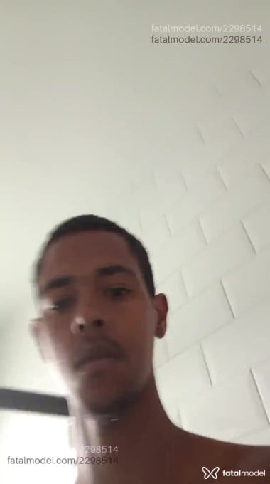 Acompanhante homem morena (o) de olhos castanhos em Rio de Janeiro Acompanhante homem morena (o) de olhos castanhos em Rio de Janeiro - Morenocxs