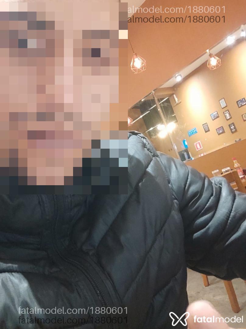 Acompanhante homem morena (o) de olhos castanhos em Uberlândia - Thiago