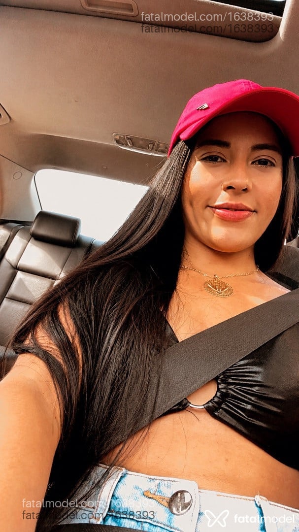 Acompanhante mulher morena (o) de olhos castanhos em Barra do Garças - Sophia