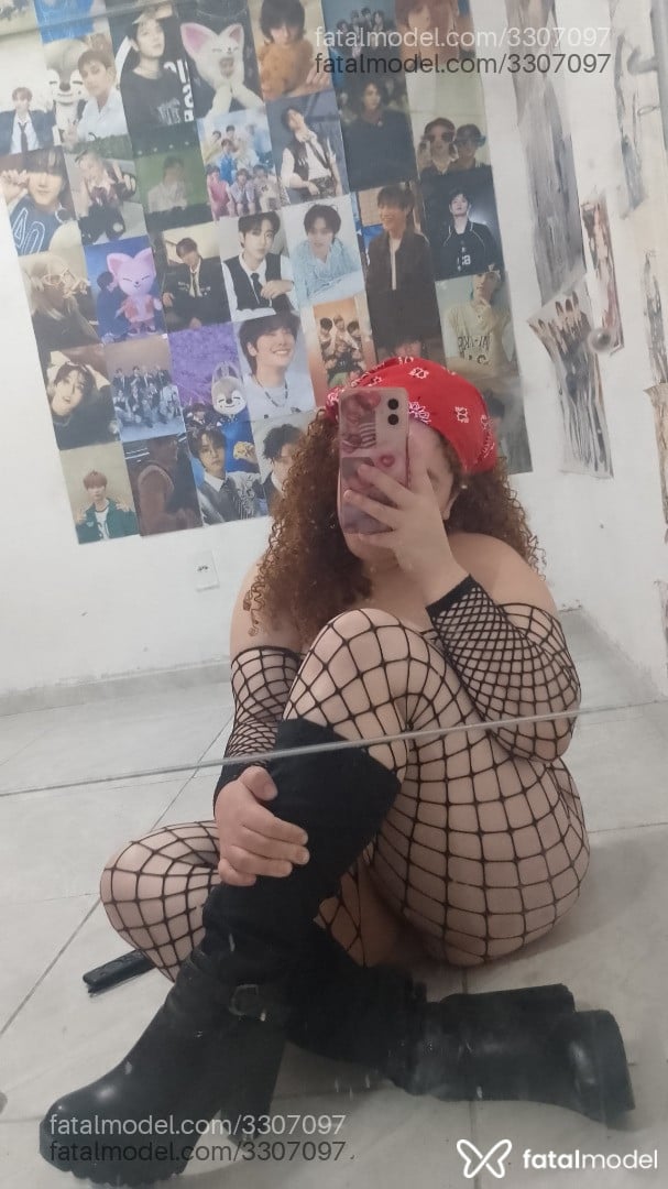 Acompanhante mulher ruiva (o) de olhos castanhos em Guarulhos Acompanhante mulher ruiva (o) de olhos castanhos em Guarulhos - Nick