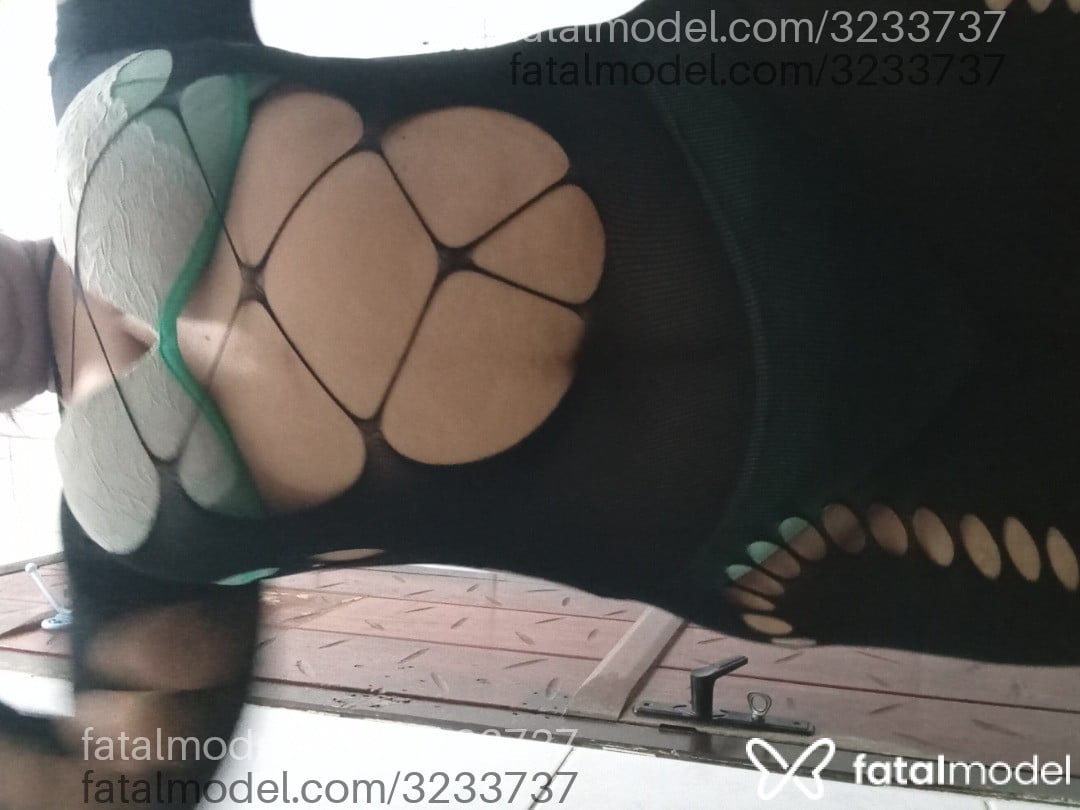 Acompanhante mulher morena (o) de olhos pretos em Tubarão - Morena