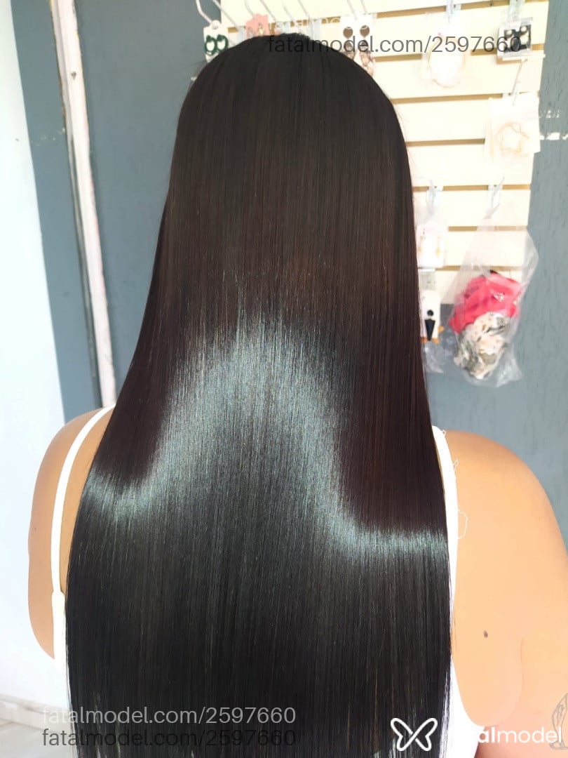 Acompanhante mulher com cabelo castanho de olhos castanhos - Angelinna Trevizan