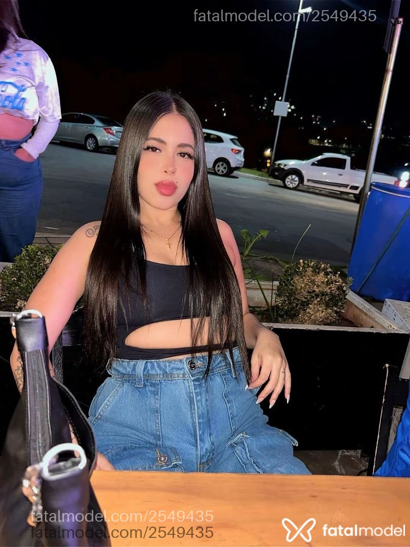 Acompanhante mulher morena (o) de olhos castanhos em Betim - Livia
