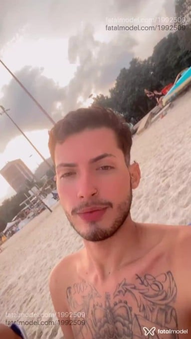 Acompanhante homem morena (o) de olhos verdes em Rio de Janeiro - Biel