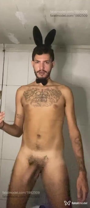 Acompanhante homem morena (o) de olhos verdes em Rio de Janeiro Acompanhante homem morena (o) de olhos verdes em Rio de Janeiro - Biel