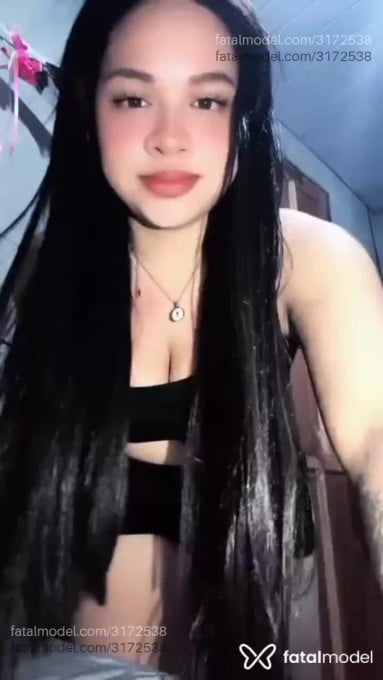 Acompanhante mulher morena (o) de olhos castanhos em Tubarão - Lais