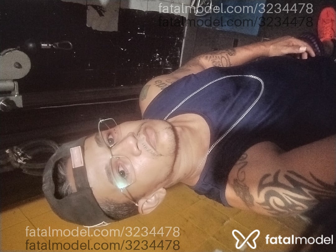 Acompanhante homem com cabelo castanho de olhos castanhos em Recife - Rodriguinho