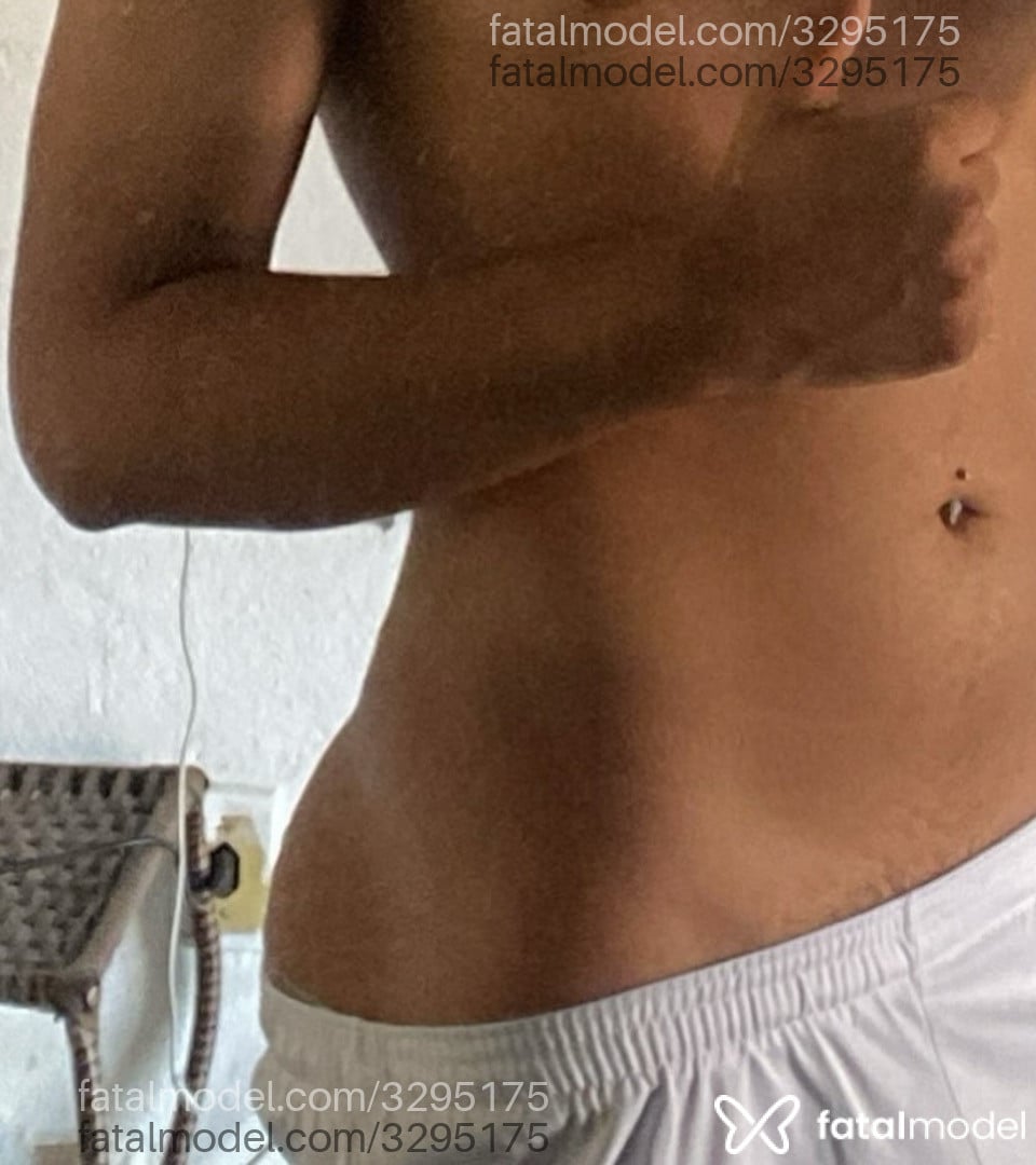 Acompanhante homem morena (o) de olhos pretos em Fernandópolis - Matheusszcz