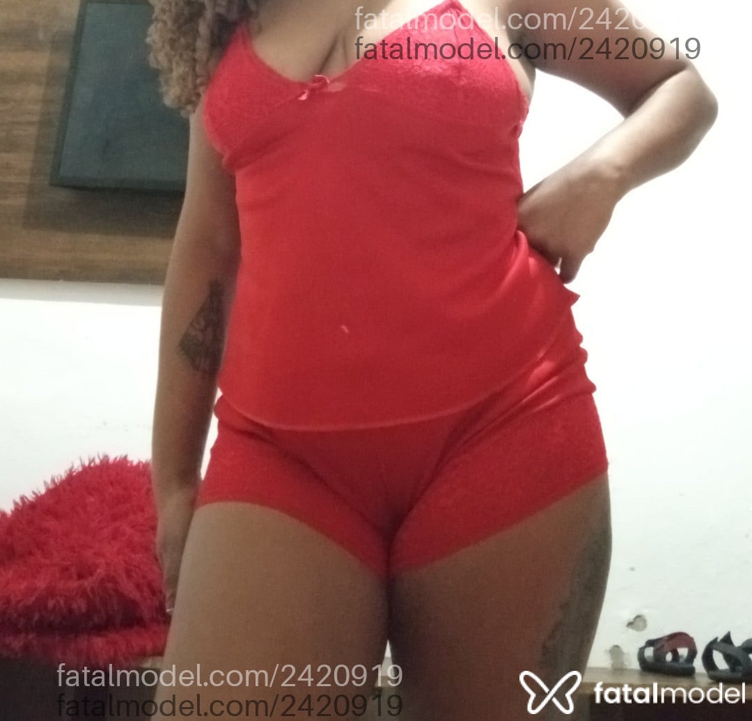 Acompanhante mulher com cabelo castanho de olhos pretos em Petrópolis - Gabi