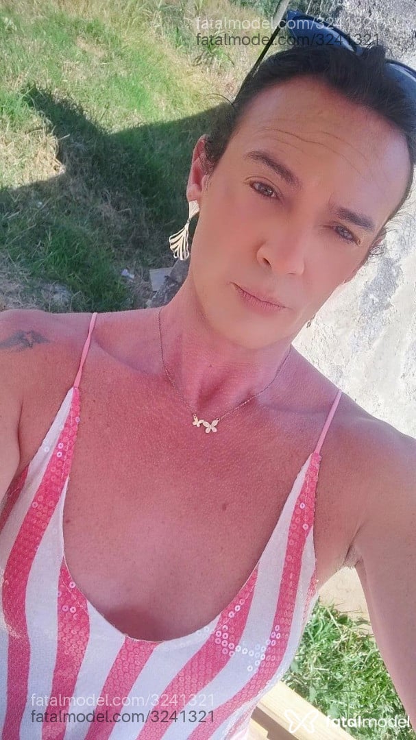 Acompanhante mulher trans morena (o) de olhos verdes em Fazenda Rio Grande - Livia Wapenik