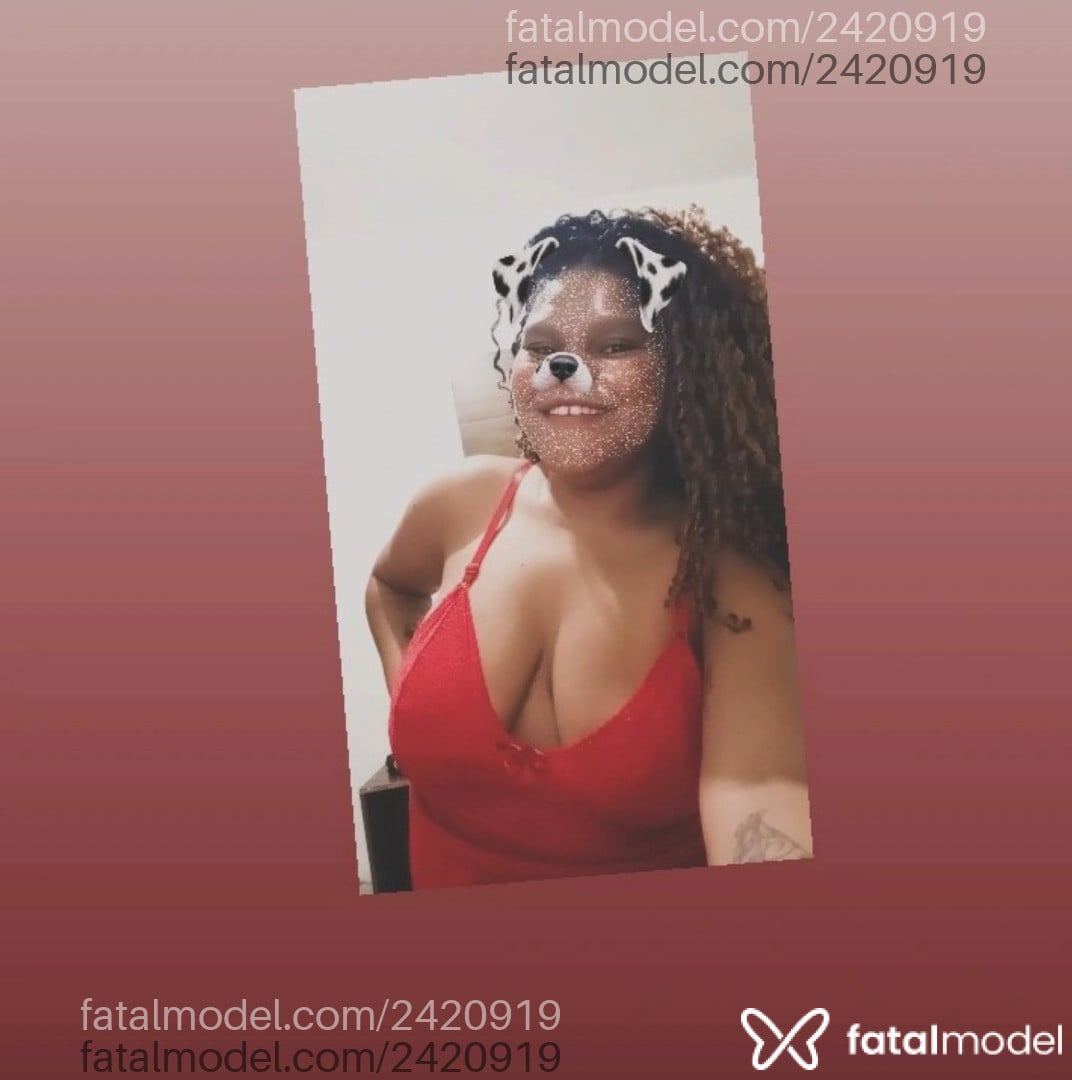Acompanhante mulher com cabelo castanho de olhos pretos em Petrópolis - Alves