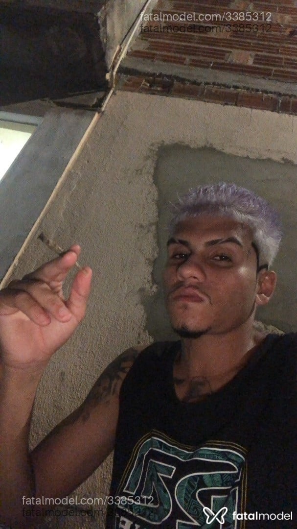 Acompanhante homem morena (o) de olhos castanhos em Aracaju Acompanhante homem morena (o) de olhos castanhos em Aracaju - Kayo Viní