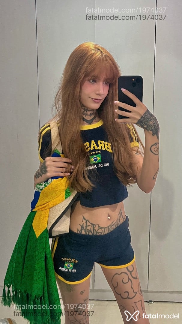Acompanhante mulher loira (o) de olhos verdes em Rio de Janeiro - Mia