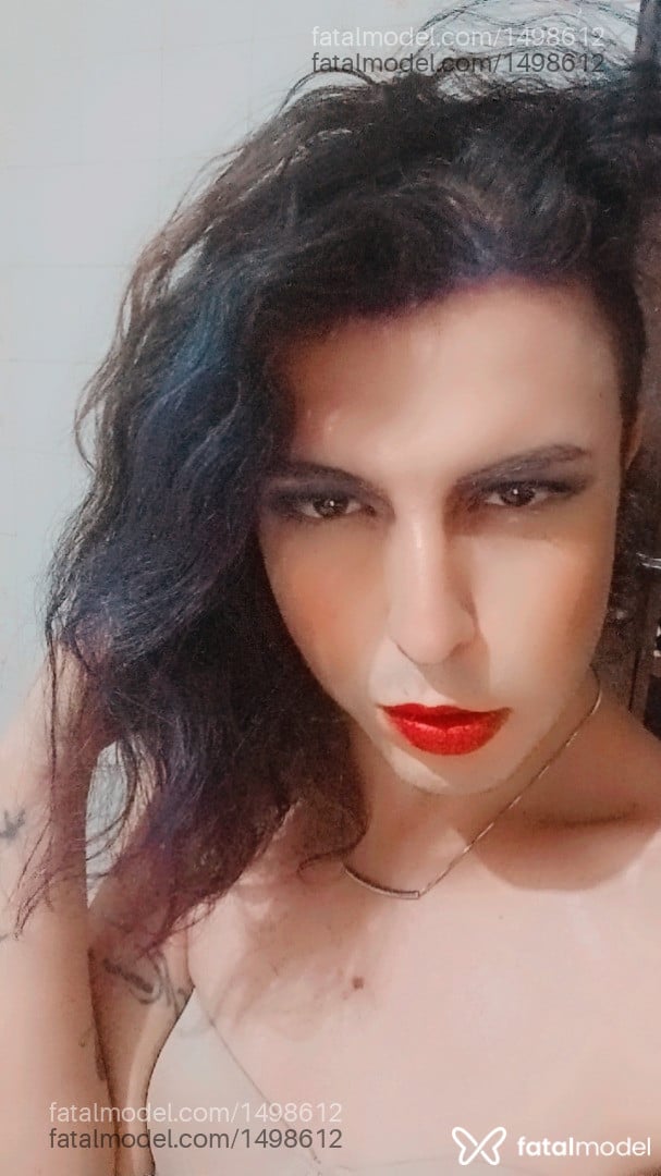 Acompanhante homem com cabelo colorido de olhos castanhos em Araraquara - Lord Bodyhot