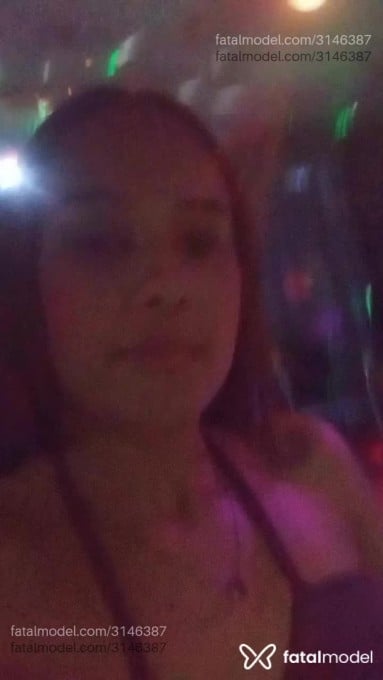 Acompanhante mulher trans com cabelo castanho de olhos castanhos em Belo Horizonte Acompanhante mulher trans com cabelo castanho de olhos castanhos em Belo Horizonte - Sabrina