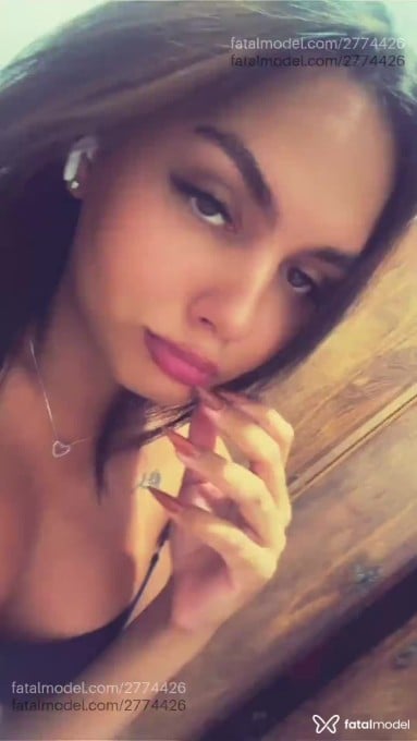Acompanhante mulher trans morena (o) de olhos mel em Belo Horizonte Acompanhante mulher trans morena (o) de olhos mel em Belo Horizonte - Ordinary
