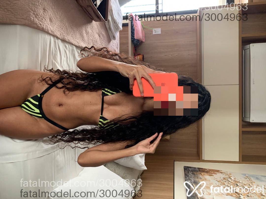 Acompanhante mulher morena (o) de olhos castanhos em Goiânia Acompanhante mulher morena (o) de olhos castanhos em Goiânia - Valentina Lins
