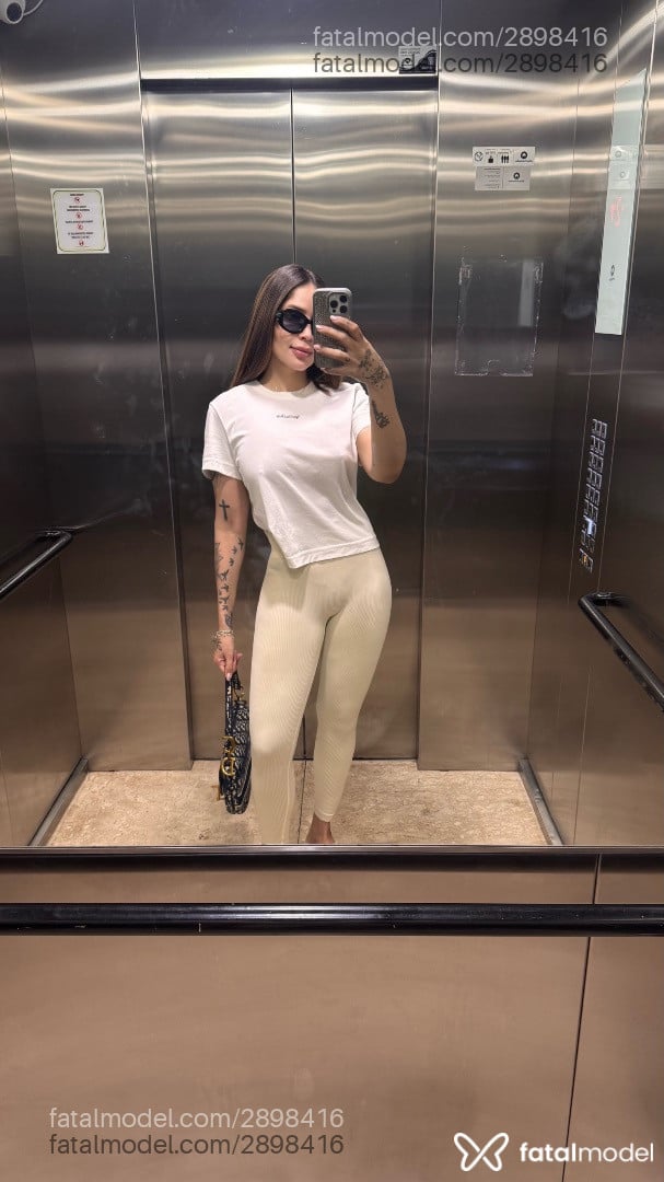 Acompanhante mulher morena (o) de olhos mel em Sinop - Manu Goiana