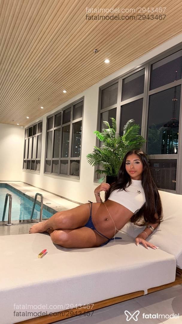 Acompanhante mulher trans morena (o) de olhos pretos em São Paulo - Lua Zayed