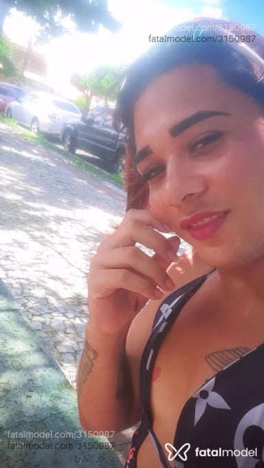 Acompanhante mulher trans ruiva (o) de olhos castanhos em Fortaleza Acompanhante mulher trans ruiva (o) de olhos castanhos em Fortaleza - Victória Marveric