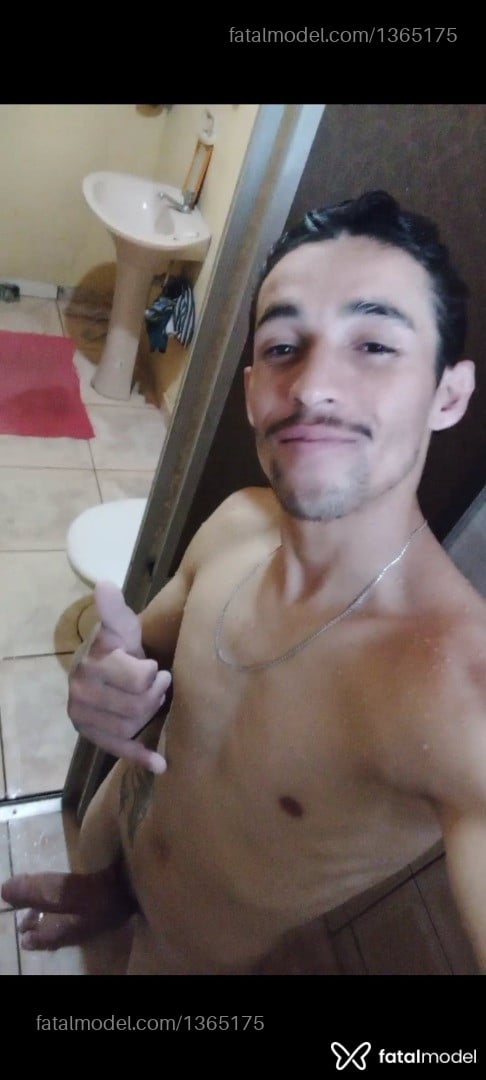Acompanhante homem morena (o) de olhos castanhos em São Sebastião do Paraíso - Coimbra