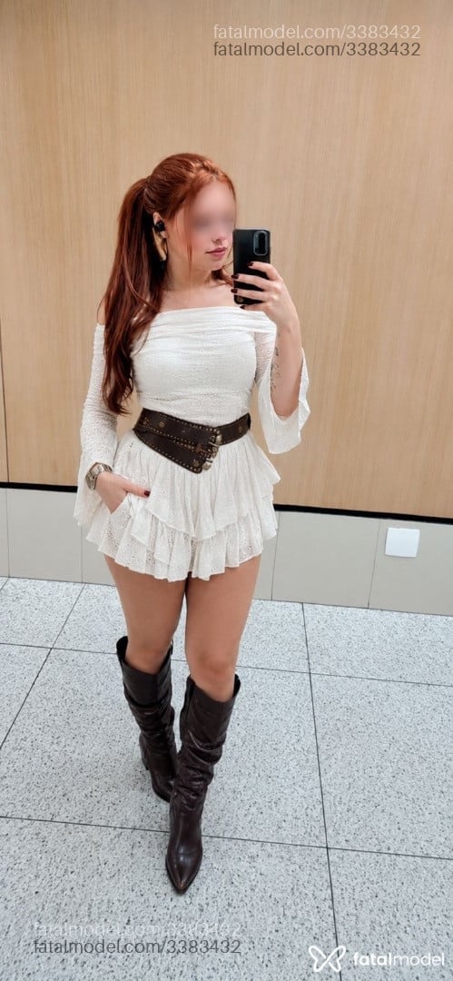 Acompanhante mulher ruiva (o) de olhos verdes - Letícia Miller Acompanhante mulher ruiva (o) de olhos verdes - Letícia Miller