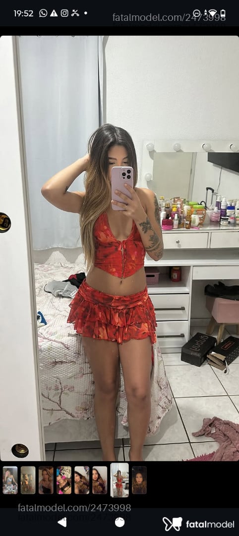 Acompanhante mulher loira (o) de olhos castanhos em Macaé Acompanhante mulher loira (o) de olhos castanhos em Macaé - Melissa