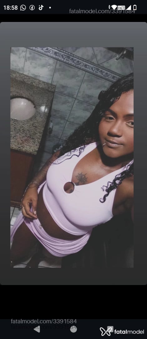 Acompanhante mulher morena (o) de olhos pretos em Macaé - Sacha