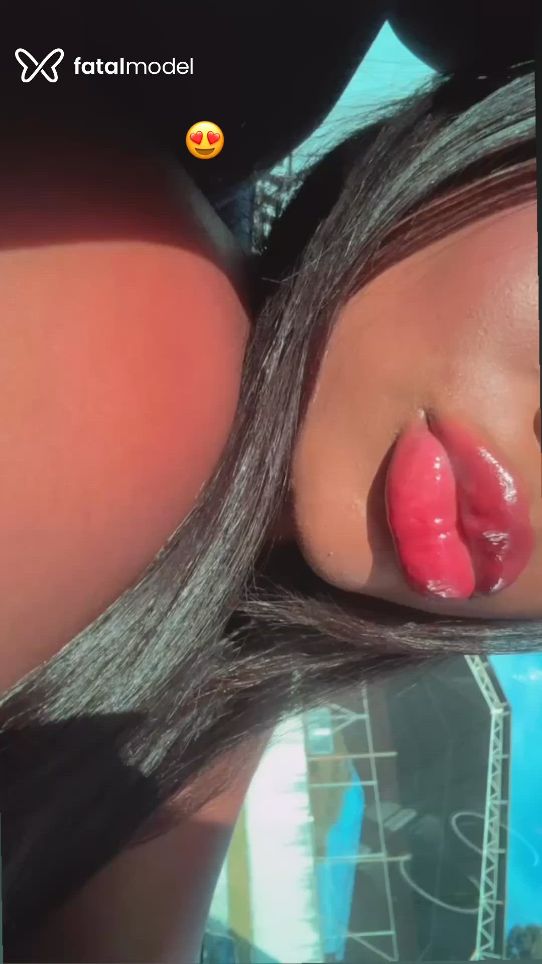 Acompanhante mulher morena (o) de olhos pretos - Yasmin Torres