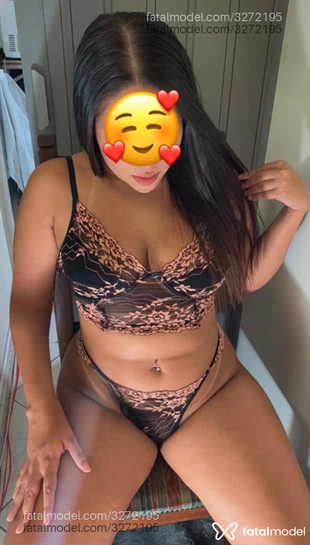 Acompanhante mulher com cabelo castanho de olhos castanhos em Cabo Frio - Laysa