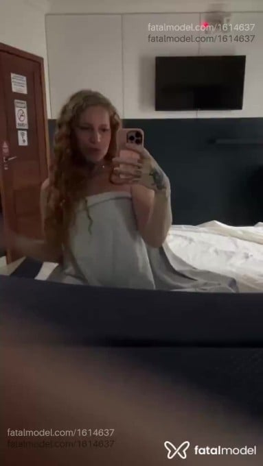 Acompanhante travesti ruiva (o) de olhos azuis em Sinop - Bruna