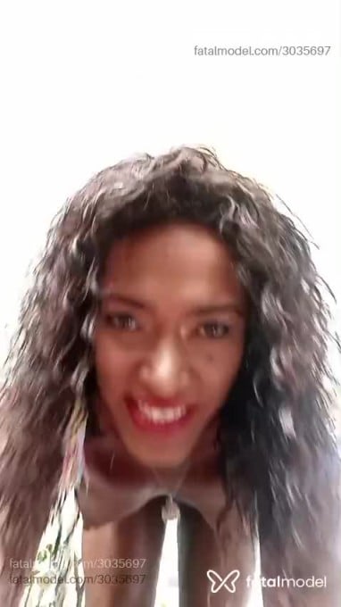 Acompanhante mulher trans morena (o) de olhos pretos - Julia Jhonnes Acompanhante mulher trans morena (o) de olhos pretos - Julia Jhonnes
