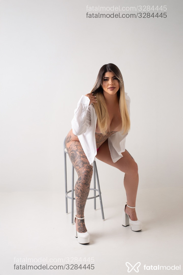 Acompanhante mulher loira (o) de olhos mel em Jundiaí Acompanhante mulher loira (o) de olhos mel em Jundiaí - Bia Mesquita