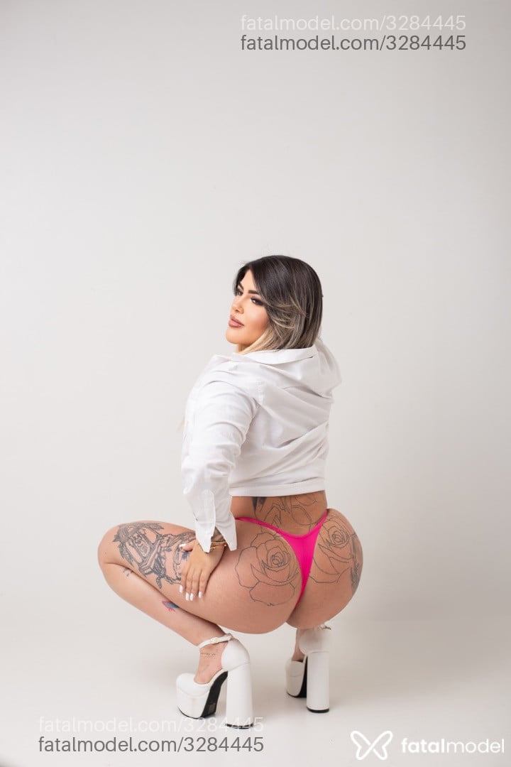 Acompanhante mulher loira (o) de olhos mel em Jundiaí Acompanhante mulher loira (o) de olhos mel em Jundiaí - Bia Mesquita