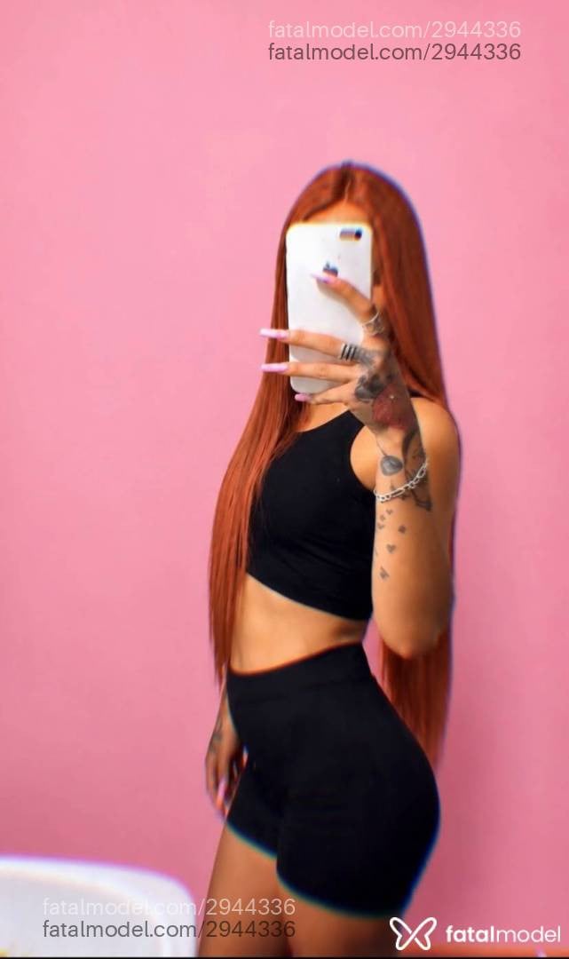 Acompanhante mulher ruiva (o) de olhos castanhos - Maryjanne