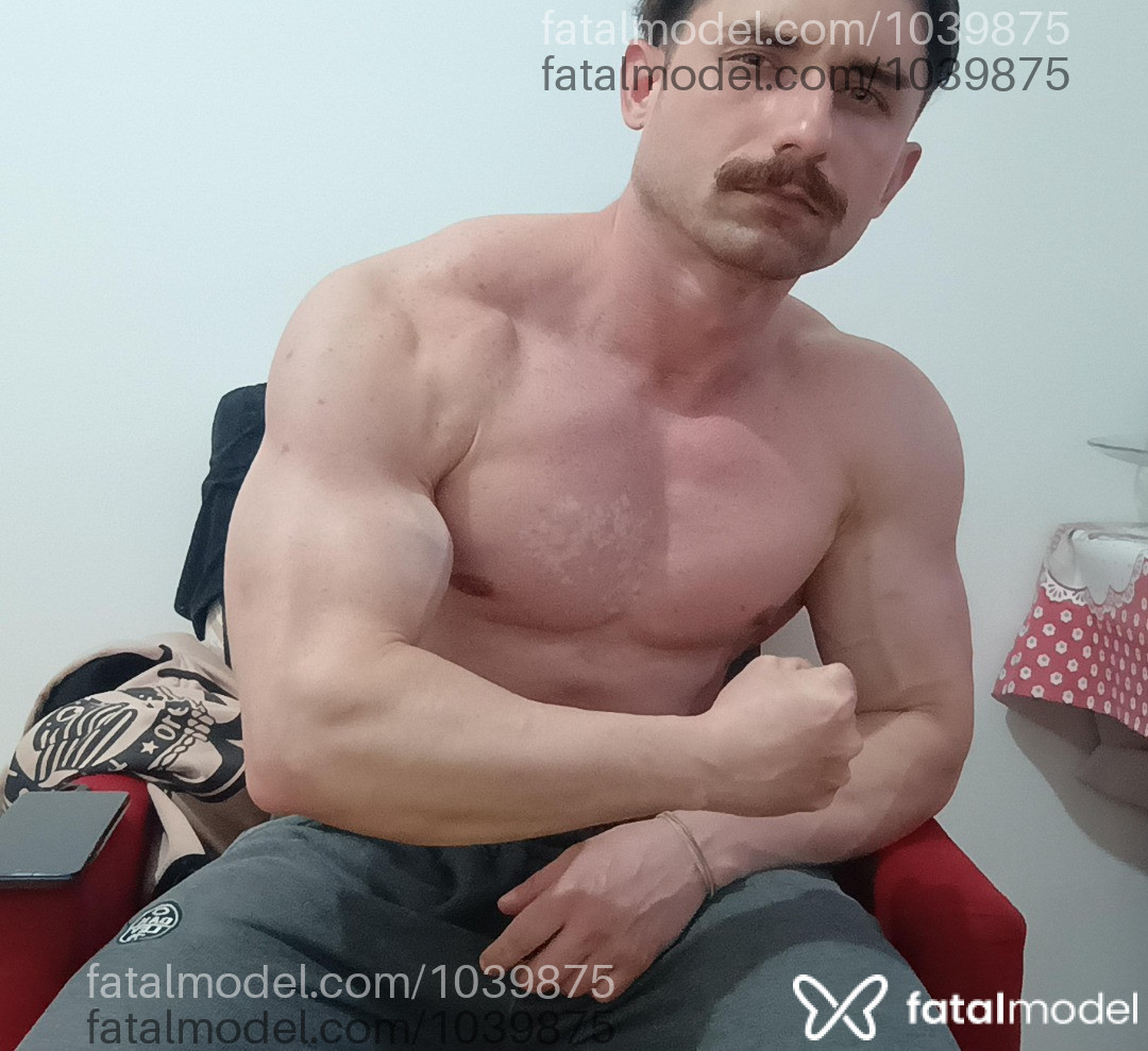 Acompanhante homem morena (o) de olhos verdes em Virtual - Saymon