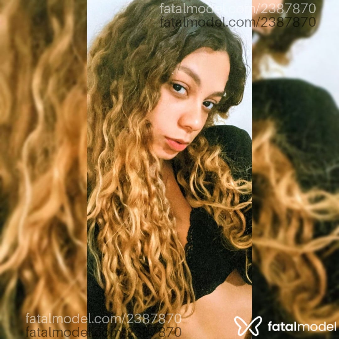 Acompanhante mulher loira (o) de olhos pretos em Belo Horizonte Acompanhante mulher loira (o) de olhos pretos em Belo Horizonte - Bianca