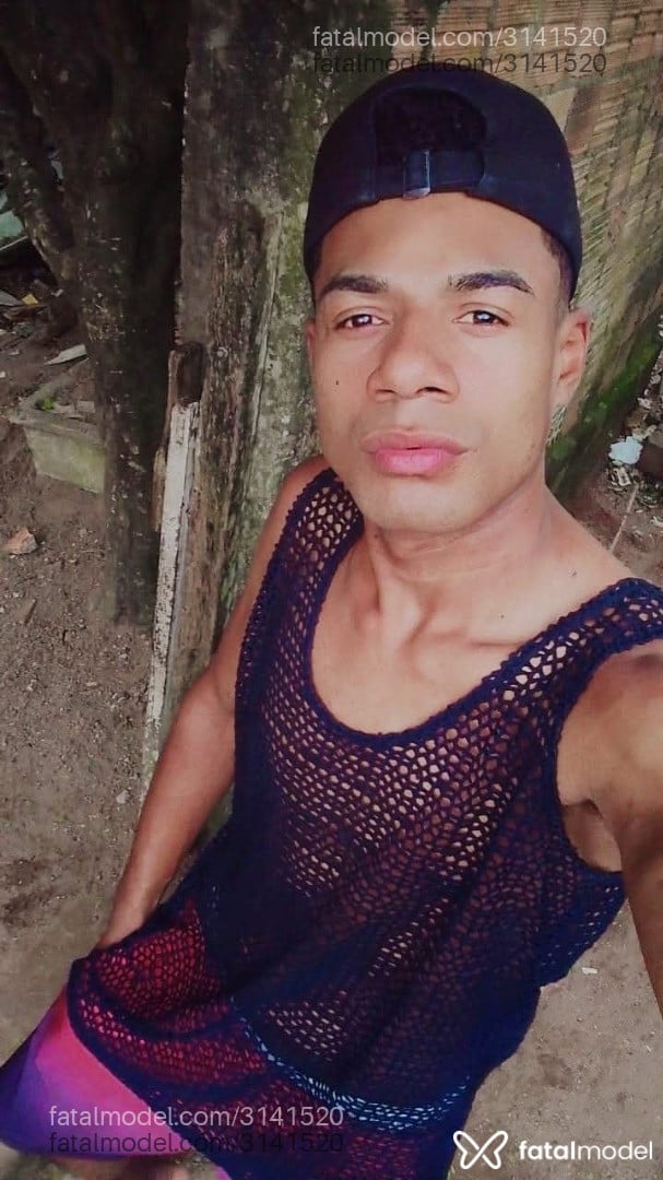 Acompanhante homem morena (o) de olhos pretos em Porto Alegre - Gatio