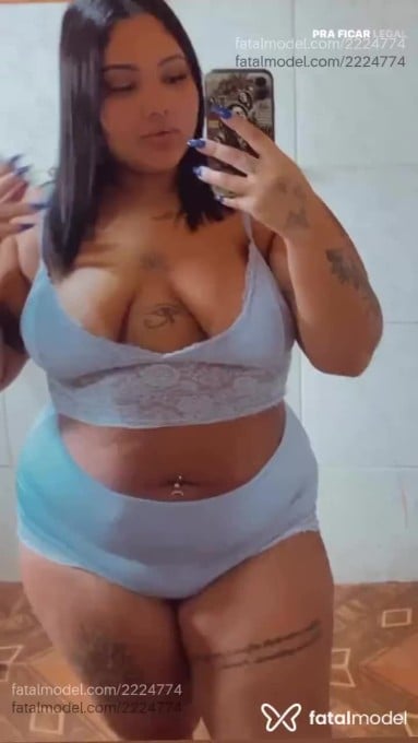 Acompanhante mulher morena (o) de olhos castanhos em São José do Rio Preto Acompanhante mulher morena (o) de olhos castanhos em São José do Rio Preto - Bianca Martins