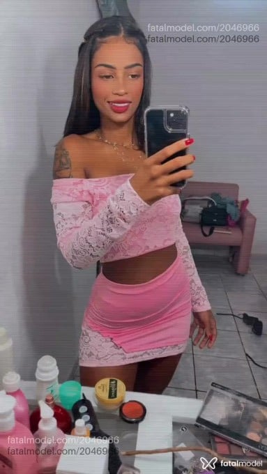 Acompanhante mulher morena (o) de olhos mel - Sara gabrielly