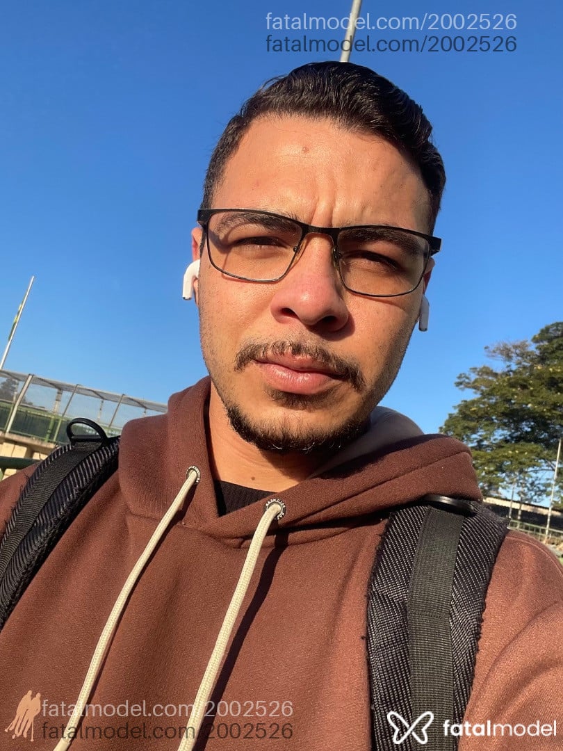 Acompanhante homem morena (o) de olhos castanhos em Cotia - Kabzo