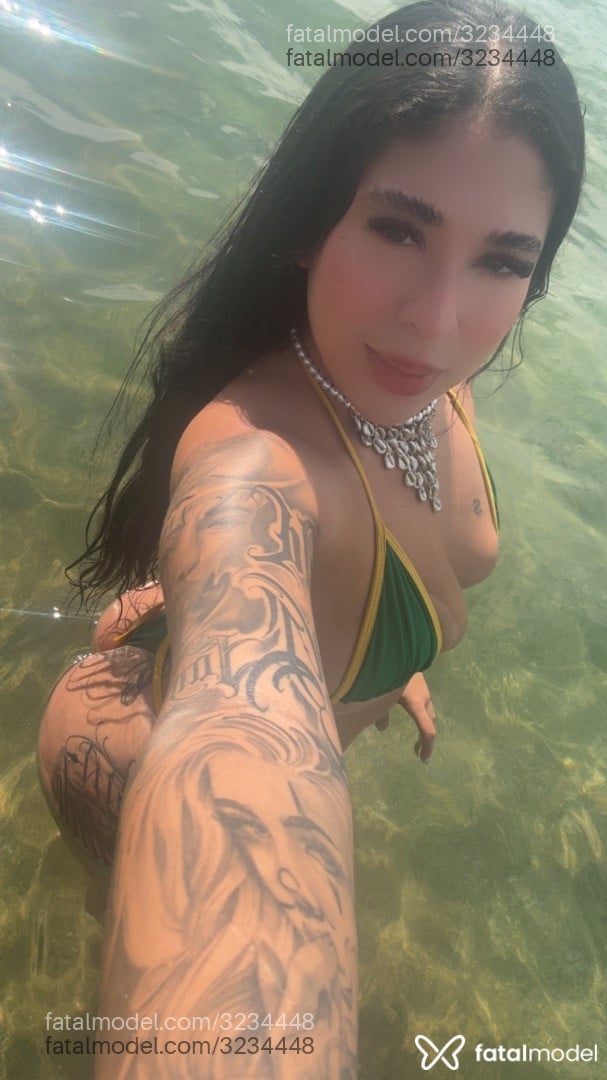 Acompanhante mulher morena (o) de olhos castanhos - Yasmin