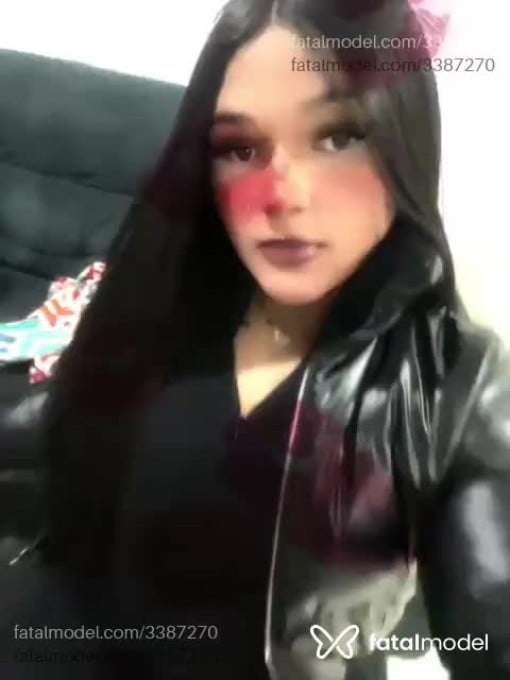 Acompanhante mulher trans morena (o) de olhos castanhos em Maringá - Melissa