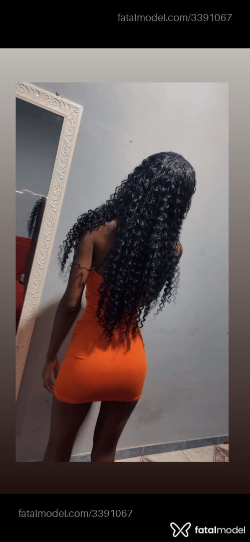 Acompanhante mulher com cabelo castanho de olhos castanhos em Petrópolis - Rebeca