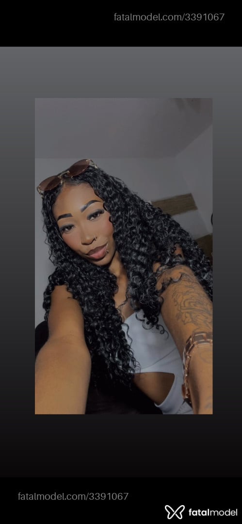 Acompanhante mulher com cabelo castanho de olhos castanhos em Petrópolis - Rebeca