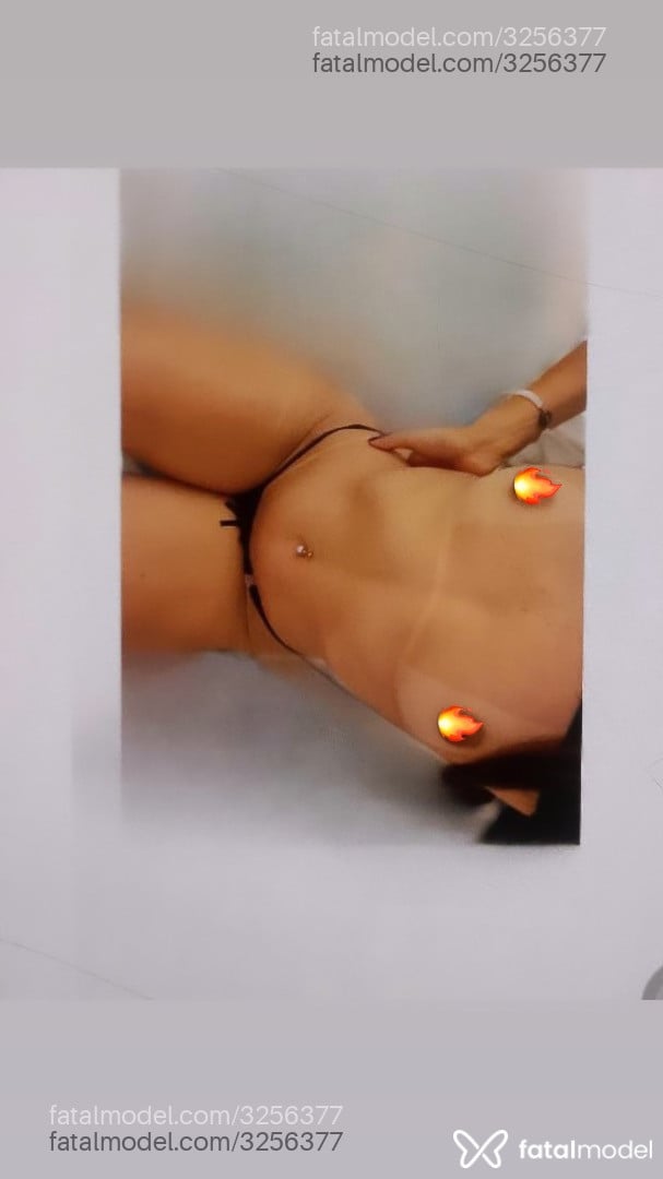 Acompanhante mulher com cabelo castanho de olhos castanhos - Anna Sofia