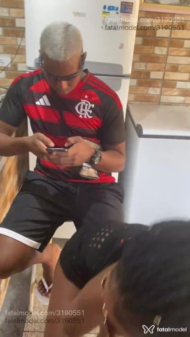 Acompanhante mulher morena (o) de olhos pretos em Campos dos Goytacazes Acompanhante mulher morena (o) de olhos pretos em Campos dos Goytacazes - Nathyzinha