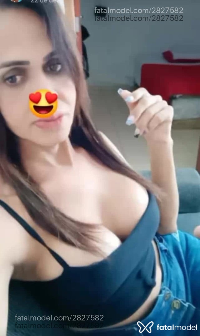 Acompanhante mulher trans morena (o) de olhos castanhos em Virtual - Gisele