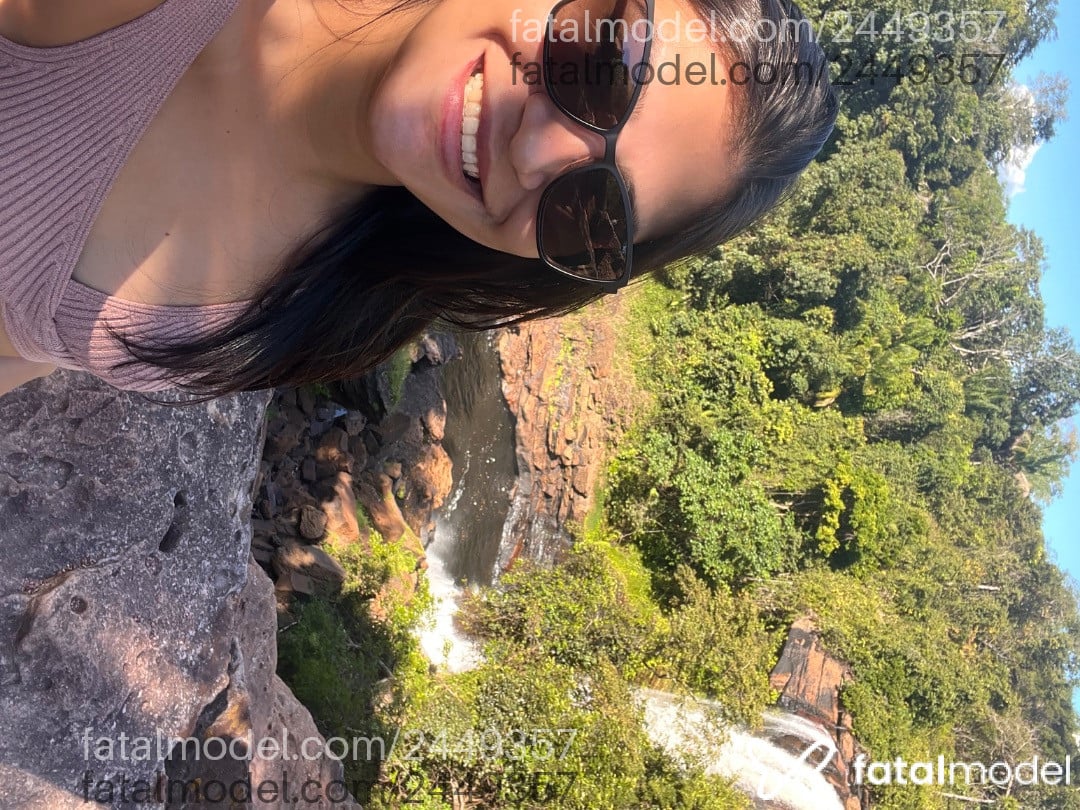Acompanhante mulher loira (o) de olhos castanhos em Peixoto de Azevedo Acompanhante mulher loira (o) de olhos castanhos em Peixoto de Azevedo - Beatriz